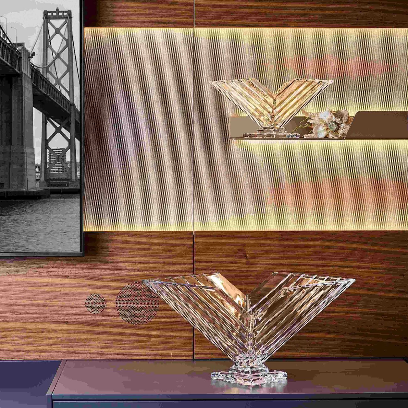 mario cioni   c crystal v shape centerpiece small clear