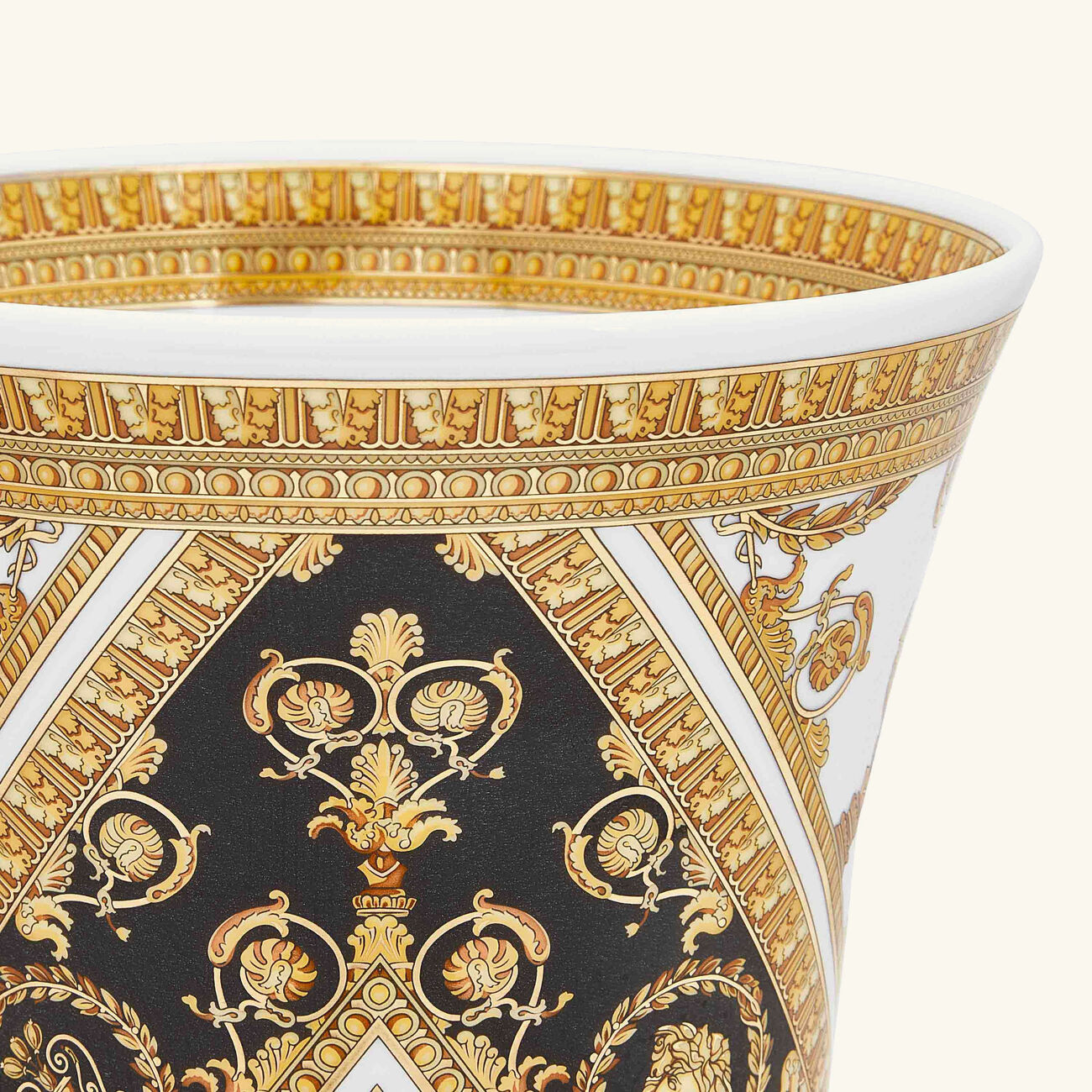 versace i love baroque vase medium black