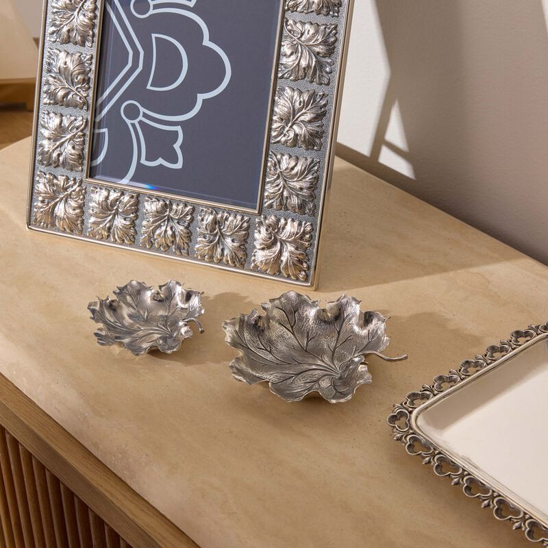 Geranium Leaf Bowl Medium Silver buccellati geranium leaf bowl medium silver