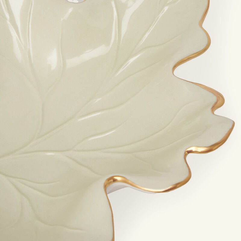 Autumn Fig Leaf Trinket Tray White villari autumn fig leaf trinket tray white
