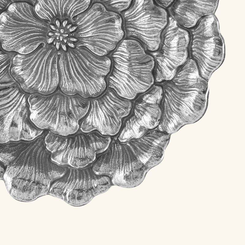 بوتشيلاتي وعاء على شكل زهرة الجاردينيا فضي بحجم متوسط