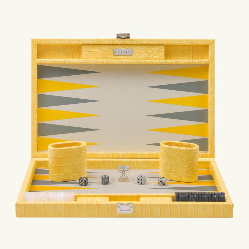 Alligator Backgammon Set Medium vido alligator backgammon set medium