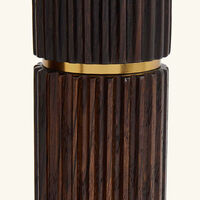 لوبجيه مرشتان للملح والفلفل مصنوعتان من خشب البلوط باللون البني