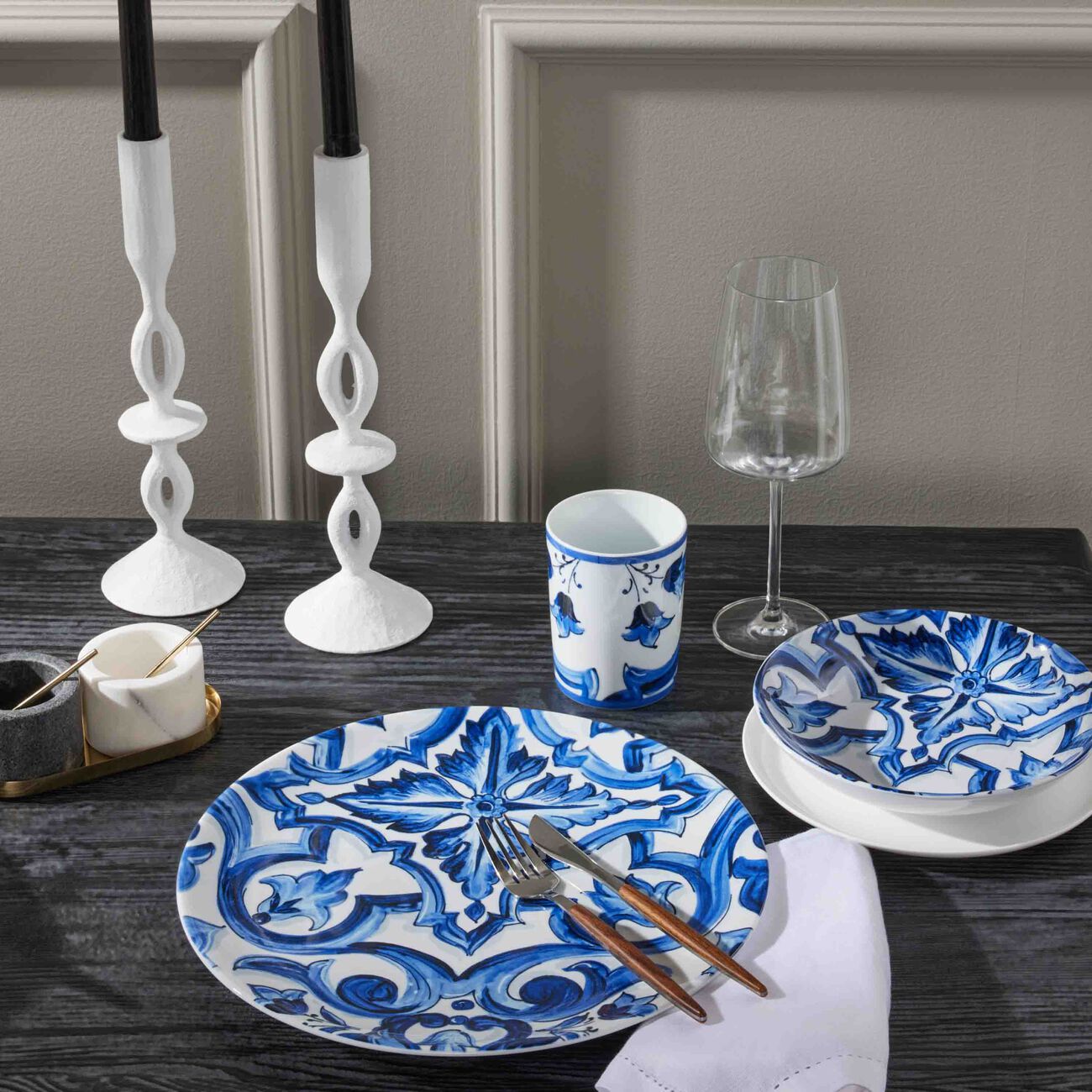 dolce gabbana casa blu mediterraneo stella charger plate blue round 31cm