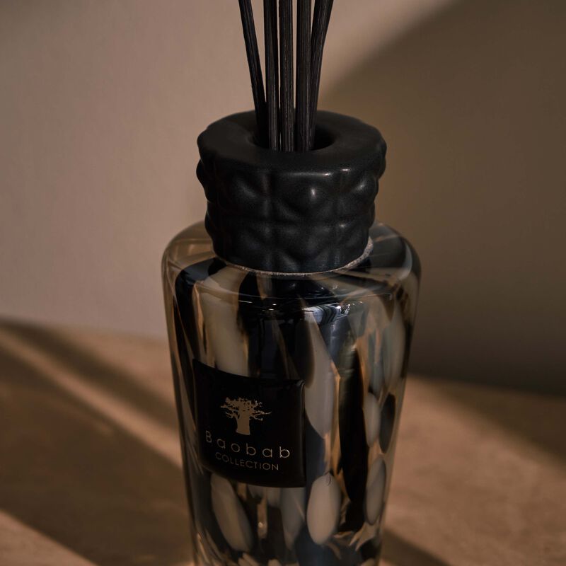 baobab collection pearls black totem diffuser