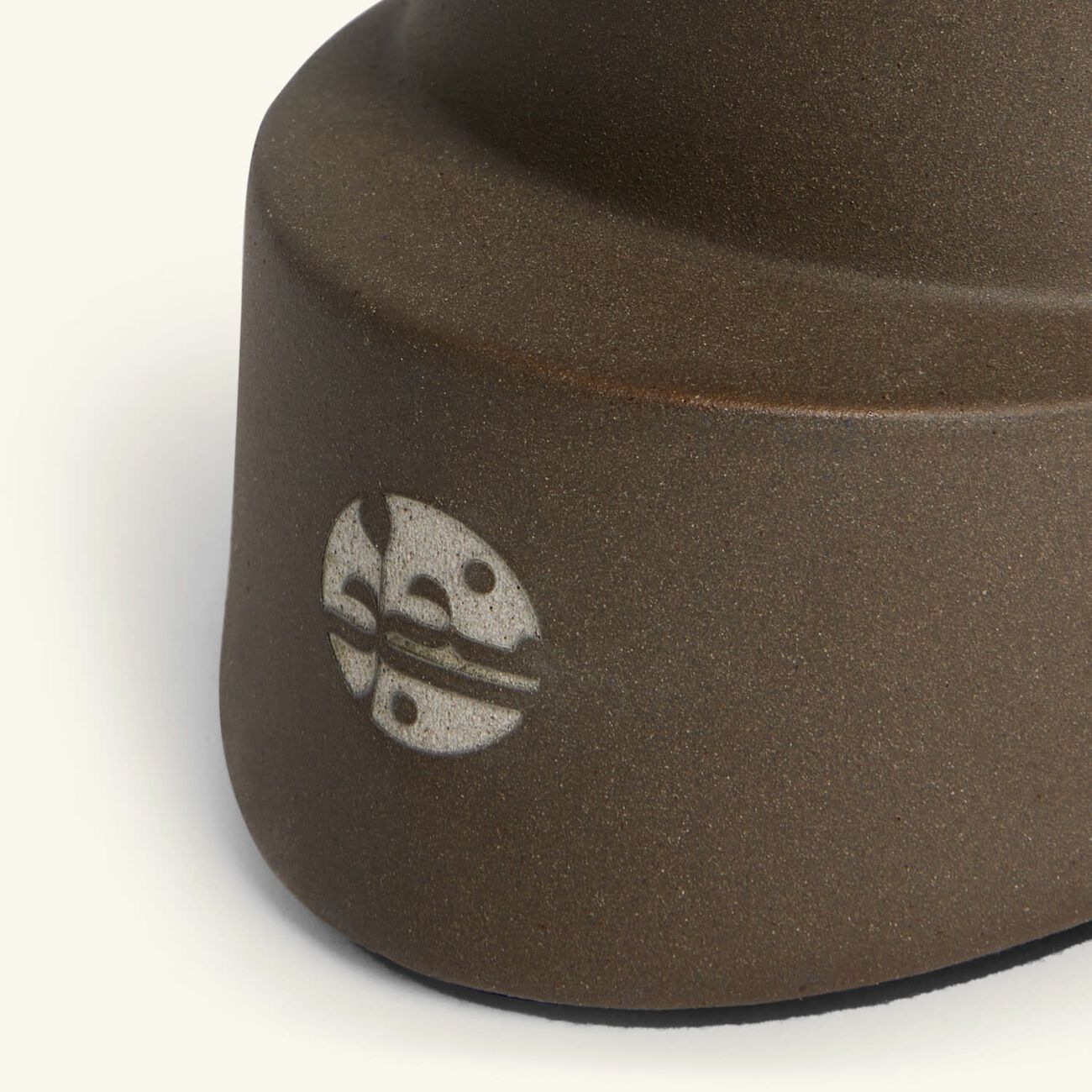 يدا مبخرة إمبريس