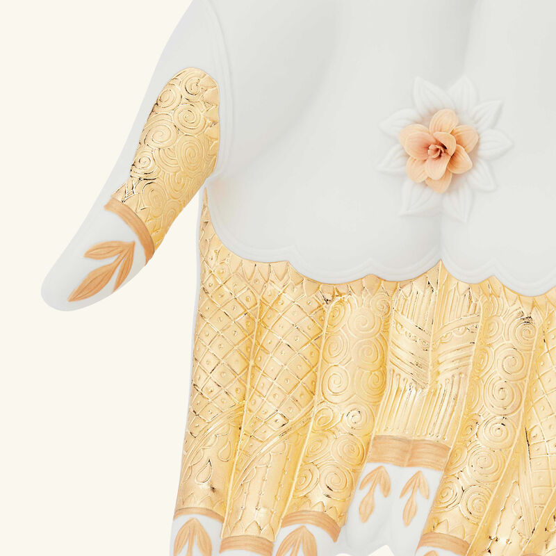 لادرو منحوتو مودرا على شكل يدين متوسطة الحجم بيضاء