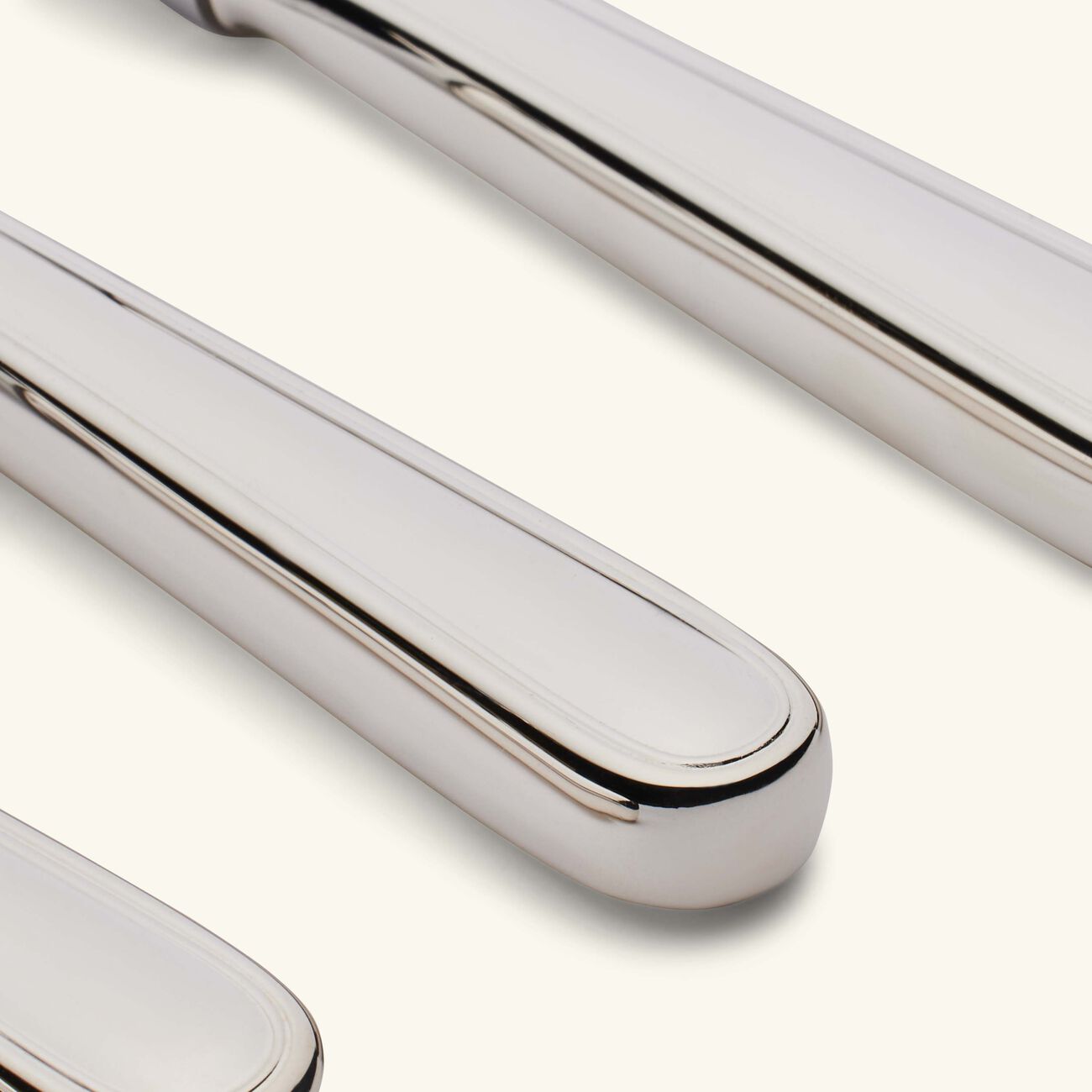 كريستوفل طقم آلبي للفطور من 7 قطع مطلية بالفضة