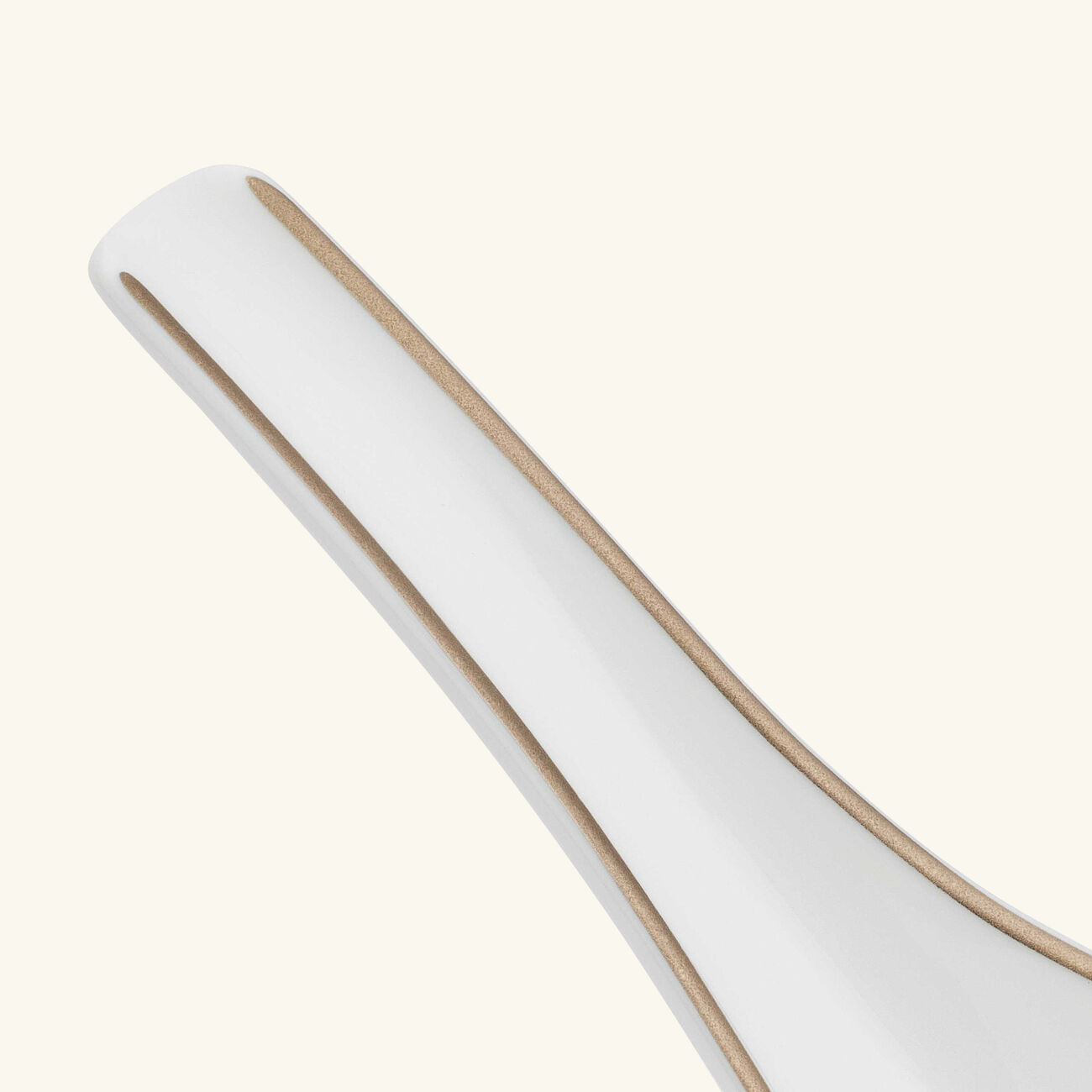 كريستوفل ملعقة مالميزون إمبيريال مستوحاة من التصميم الصيني بيضاء