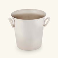 كريستوفل دلو تبرايد المشروب فيرتيجو باللون الفضي