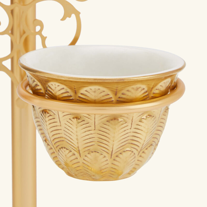 قاعدة الكعك وحامل فناجين القهوة بيكوك إكسترافاجانزا باللون الذهبي فيلاري قاعدة الكعك وحامل فناجين القهوة بيكوك إكسترافاجانزا باللون الذهبي