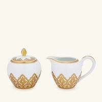 برناردو طقم الشاي فينيس باللون الذهبي