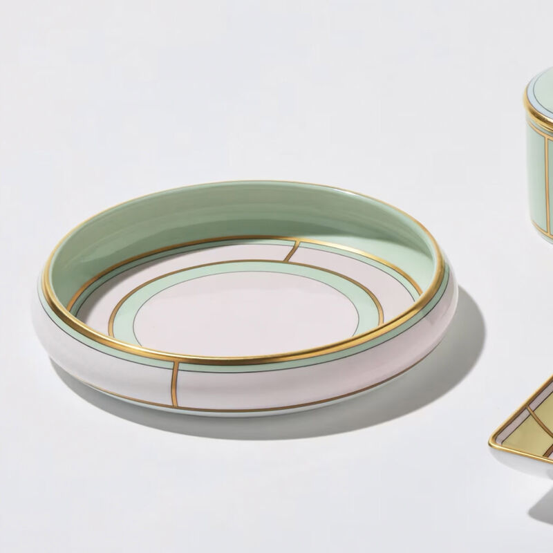 طبق ديفا المستدير للتقديم باللون الوردي 17 سم جينوري 1735 طبق ديفا المستدير للتقديم باللون الوردي 17 سم