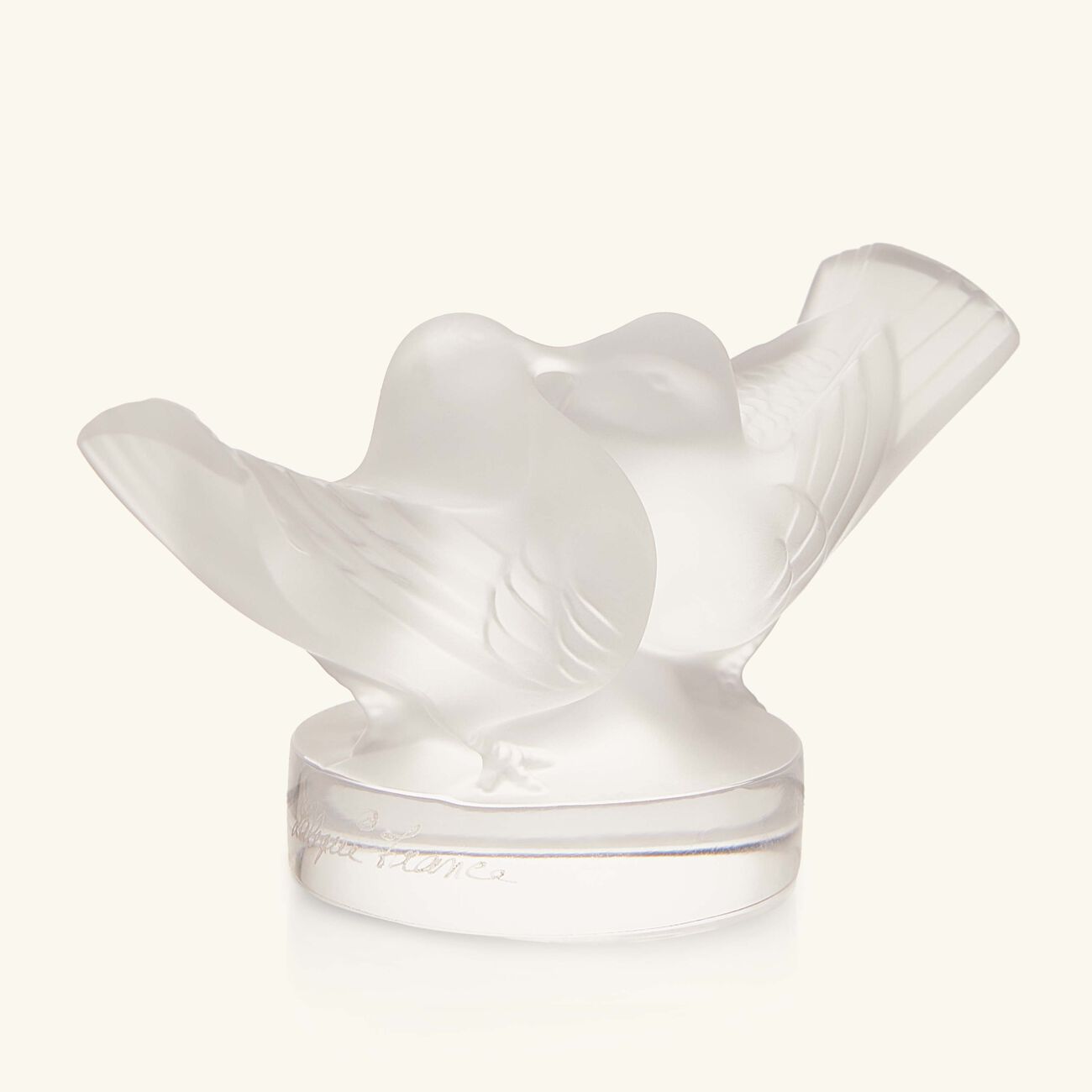 لاليك منحوتة على شكل زوج من طيور الحب صغيرة شفافة