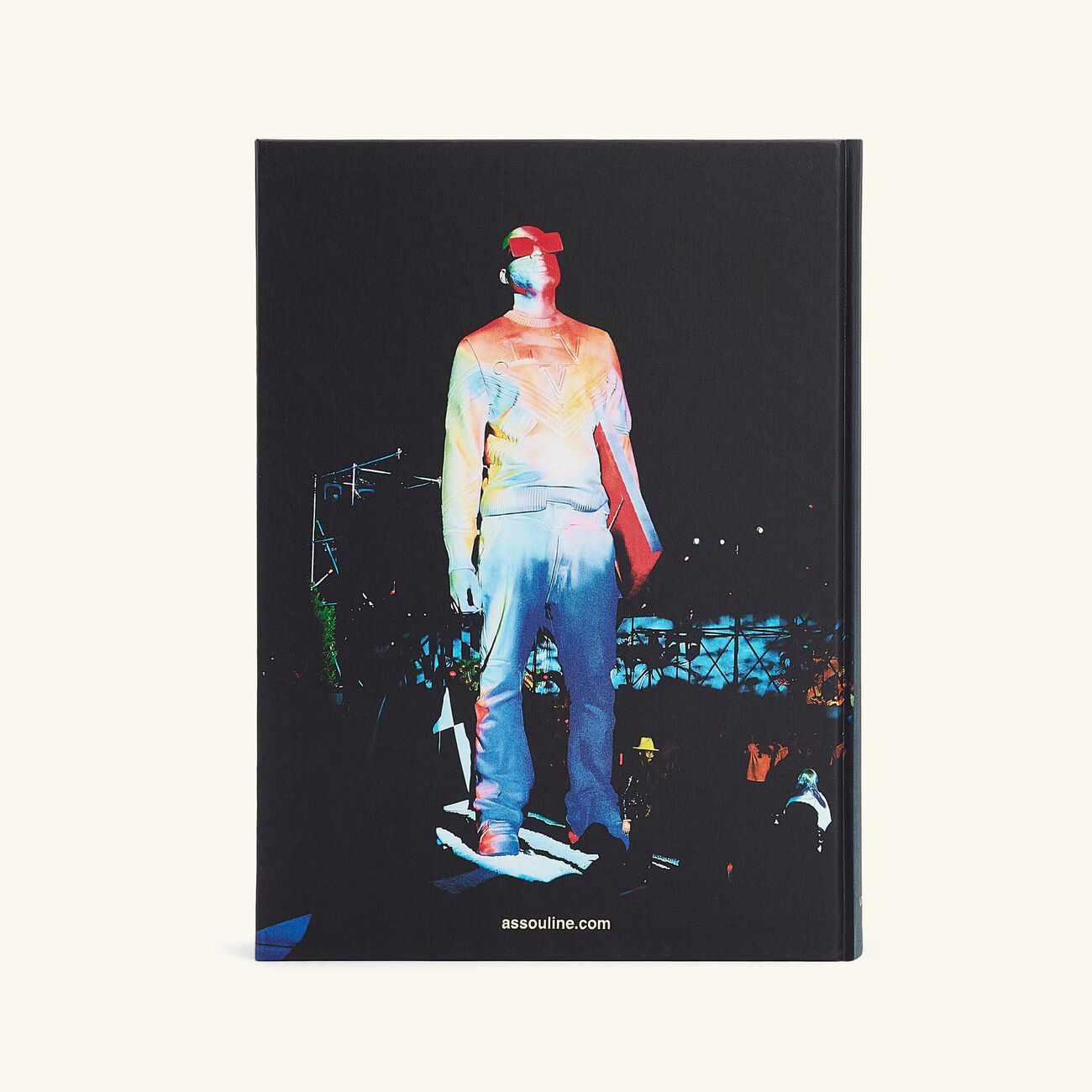 كتاب لويس فويتون: فيرجيل أبلوه بالغلاف الكلاسيكي على شكل منطاد 33×24 سم آسولين كتاب لويس فويتون فيرجيل أبلوه بالغلاف الكلاسيكي على شكل منطاد 33 24 سم