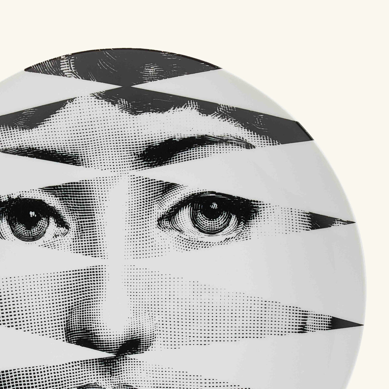 Tema e Variazioni no.46 Wall Plate fornasetti tema e variazioni no 46 wall plate