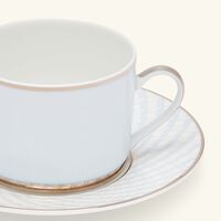 فنجان الشاي بارادايس مع صحنه باللون الأزرق برناردو فنجان الشاي بارادايس مع صحنه باللون الأزرق