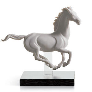 تمثال حصان جالوب الرابع, medium