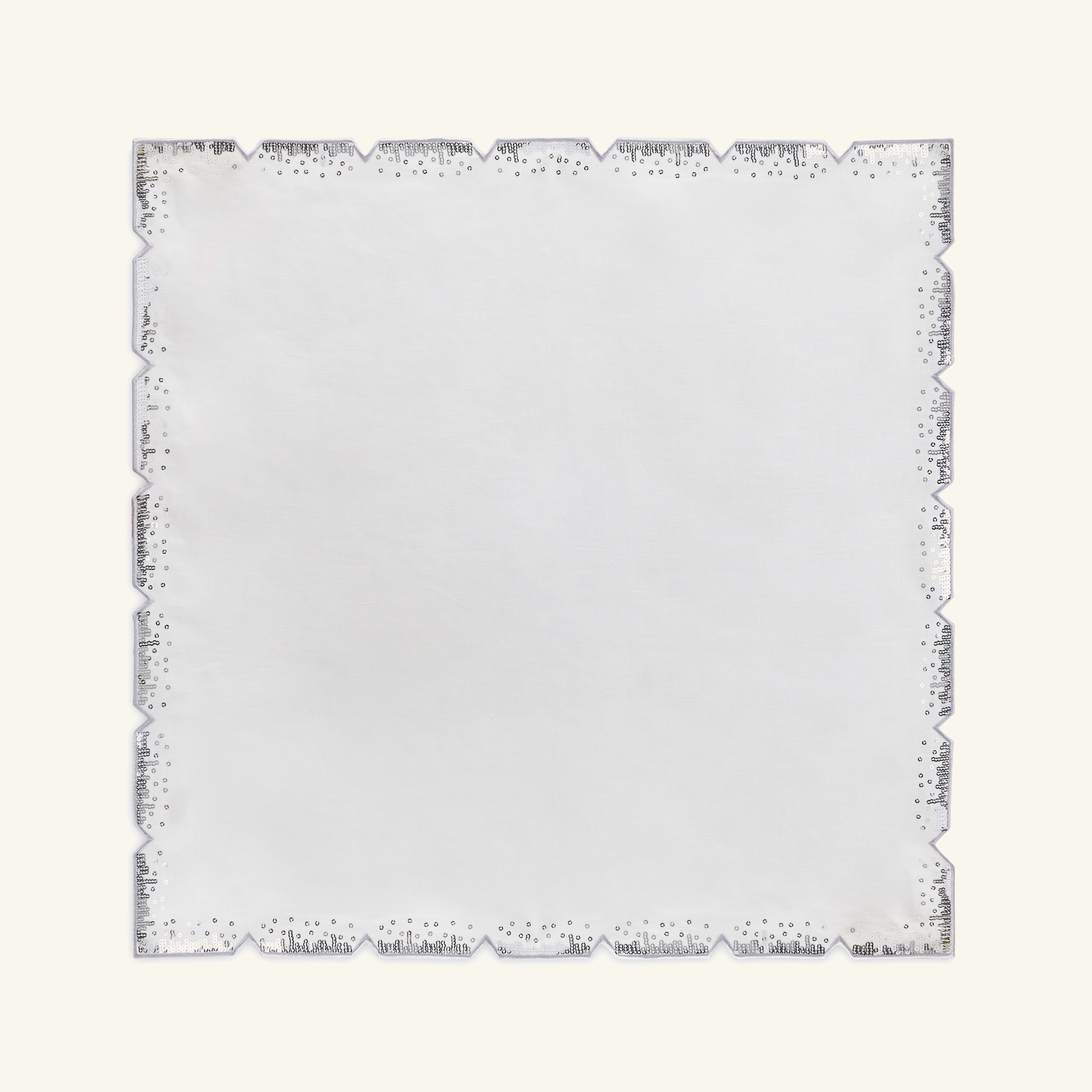 

Louxor Napkin In White & Silver