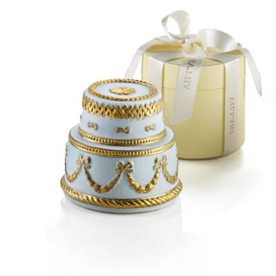 

Chantilly Cake Candle