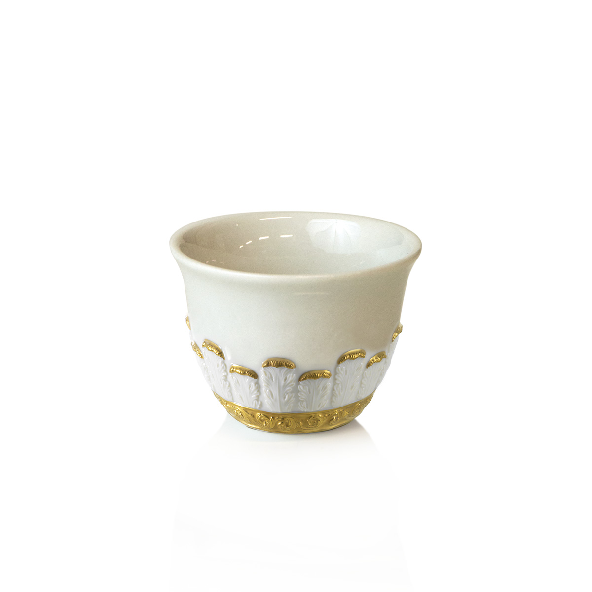 

Queen Elizabeth Arabic Coffee Cup White-antique Gold