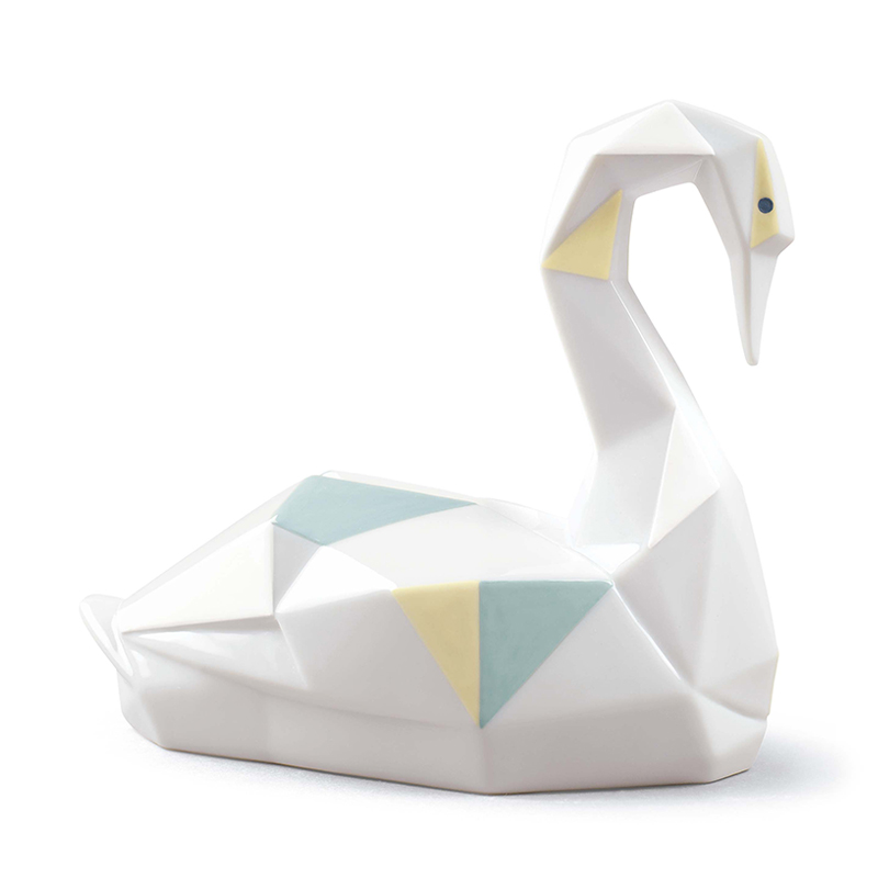 

Swan Figurine