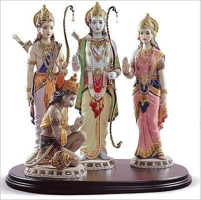 

Lladro The Spirit Of India Optional Wooden Base - Rama Darbar