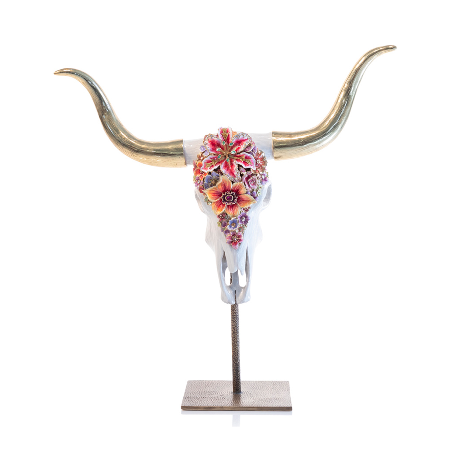 

Cow Skull With Flowers Objet