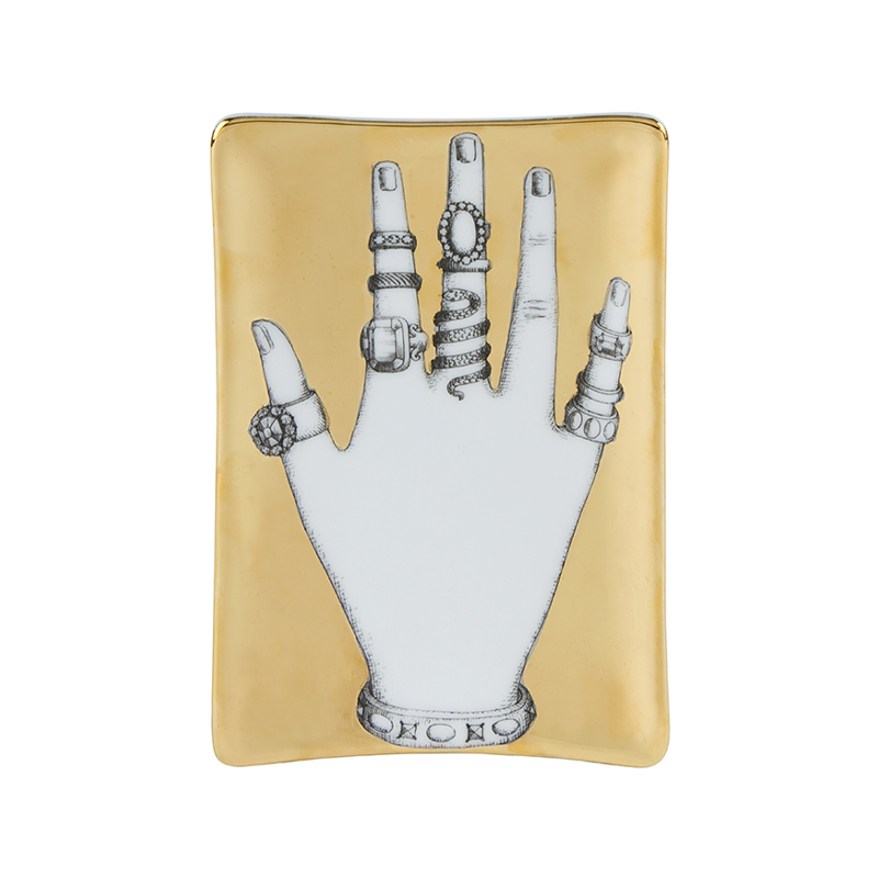 

Rectangular Ashtray Mano Con Anelli